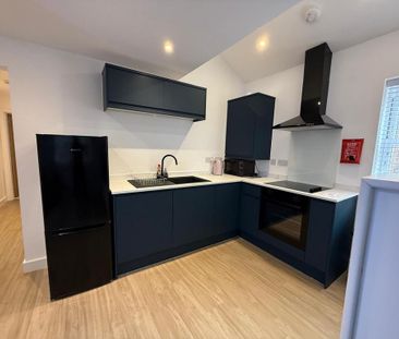 2 bedroom flat to rent - Photo 4