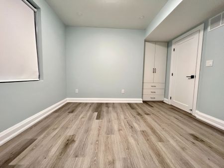 For Lease - 25 Glenside Avenue Unit# 2, Toronto, Ontario - Photo 5