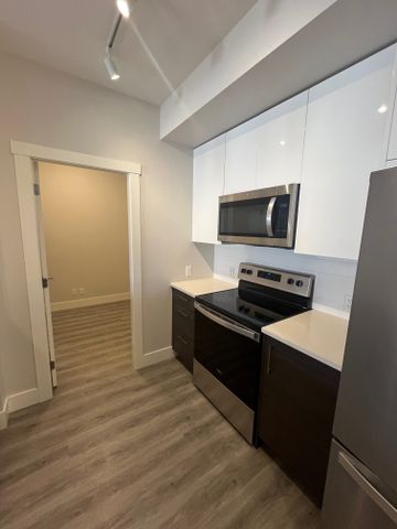 Soho Kelowna – Third Floor - Photo 2