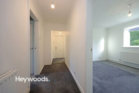 3 bed bungalow to rent in Tivoli, Burton Crescent, Kingsley, Staffordshire - Photo 2