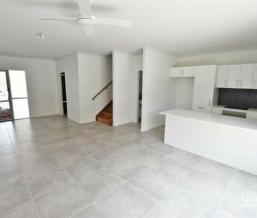 PRIVATE. HANDY LOCATION - Photo 2