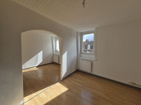 Location Appartement 2 pièces 37m² LILLE 59260 - Photo 4