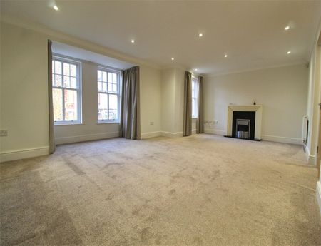 2 Bedroom Apartment Available Arranging tenancy - Photo 2