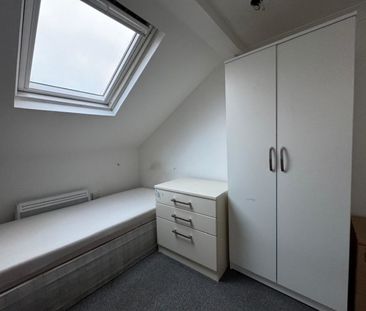 1 bed Shared House for Rent - Photo 5