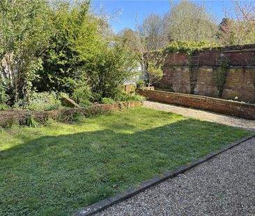 3 bedroom detached house to rent - Photo 5