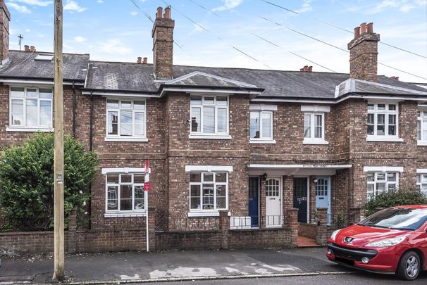 Strickland Row, Earlsfield SW18 - Photo 1