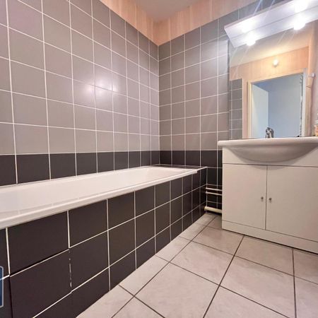 Location Appartement 2 pièces 49m² AUTUN 71400 - Photo 4