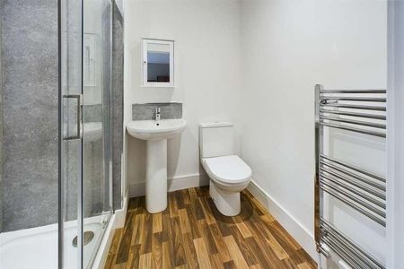 Chichester Road, South Shields, NE33 - Photo 4