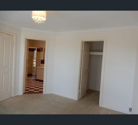 128 Tapleys Hill Road, Glenelg North, SA 5045 - Photo 3