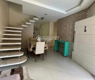 Casa com 3 quartos e 146m² para alugar em Lagoa da Conceição, Flori... - Photo 2
