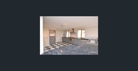 6 Isaac Street, Hammond Park, WA 6164 - Photo 3