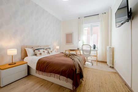 Calle de Ríos Rosas, Madrid, Community of Madrid 28039 - Photo 4