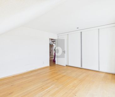 SUNNY, QUIET AND CENTRAL - Photo 5