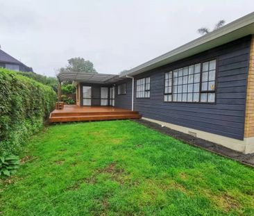 Lovely Family Home in Hauraki&excl; - Photo 2