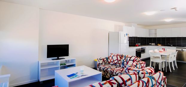 5 Bedroom Apartment - 5 Bedroom NRAS - Photo 1