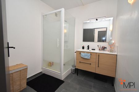 Location Appartement 1 pièce 39m² - Photo 5