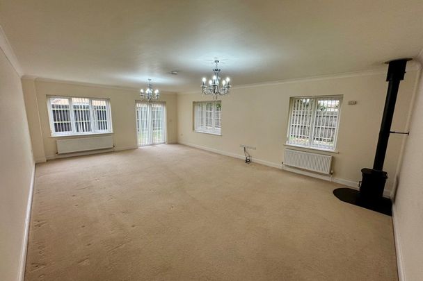 Millers Rise, Brandon, Lakenheath - Photo 1