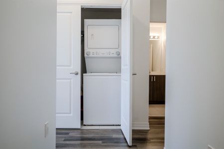 For Lease - 65 Shipway Avenue Unit# 203, Clarington, Ontario - Photo 3