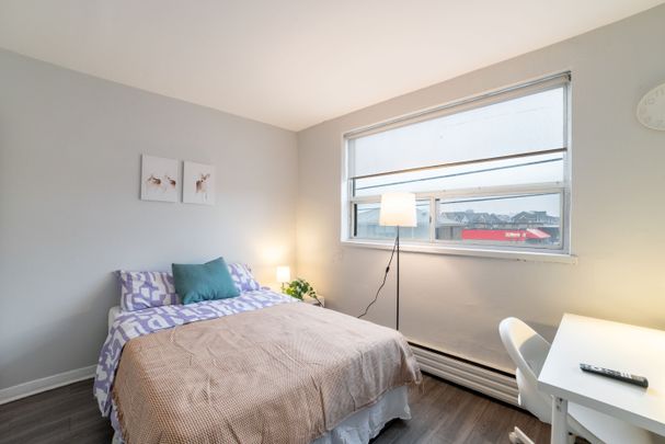 Flex Plus Room - Islington (Etobicoke) - Photo 1