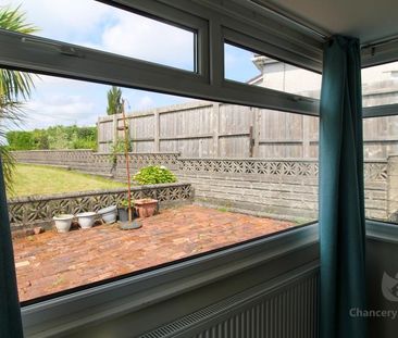 2 bedroom bungalow to rent - Photo 1