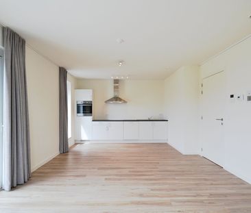 Nieuwbouwassistentieflat (2 slaapkamers) met dienstverlening! - Photo 1