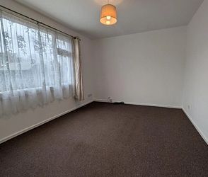 Anzio Crescent, Burgoyne Heights, Guston, CT15 5LZ, Dover - Photo 1