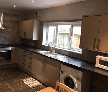 Room in a Shared House, Manor Road, N17 - Photo 4