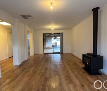 Open The Door to Spacious, Comfortable Family Living - Photo 2