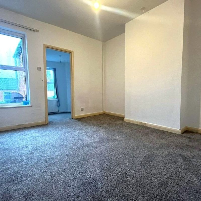 Edward Street - Photo 1