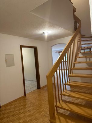 Rustic duplex apartment with fireplace. Don’t miss this opportunity. - Photo 1