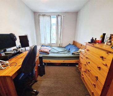 5 bedroom link detached house to rent - Photo 6