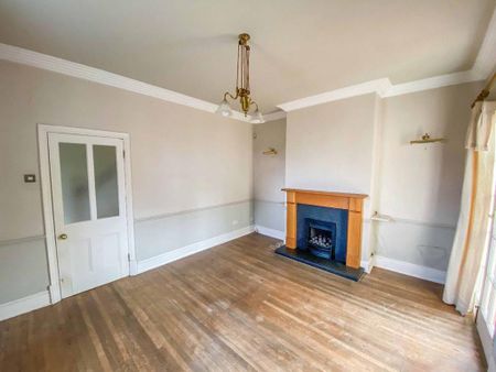 3 bedroom detached house to rent - Photo 3