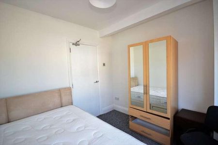 Muscliffe Road, Winton, Bournemouth, BH9 - Photo 2