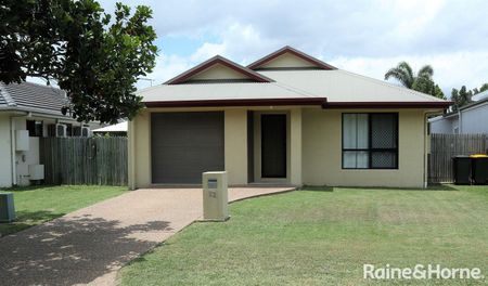 3 BED FAMILY HOME - Photo 2
