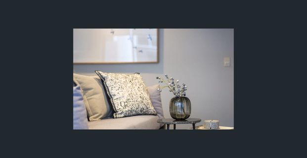 Prime St Leonards 1 bedroom Apartment | Walk to Station & Dining - Photo 1