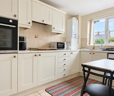 2 bedroom apartment to rent - Photo 5