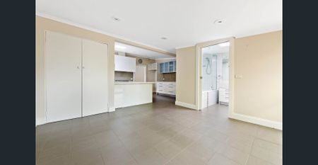 A Beautiful Blend of Period Charm and Modern Living - Photo 3