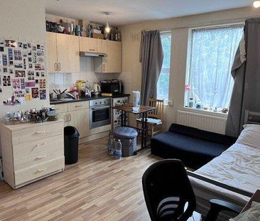 Studio to rent - Photo 6
