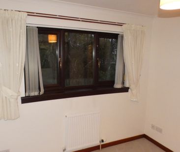 Burnside Walk , Glasgow, G61 4BU - Photo 6