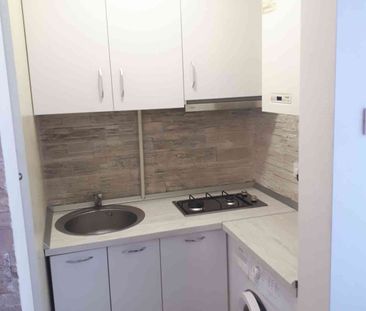 Apartament 1 camera Centru et2/4,centrala,Mobilat si Utilat 350 euro - Photo 3