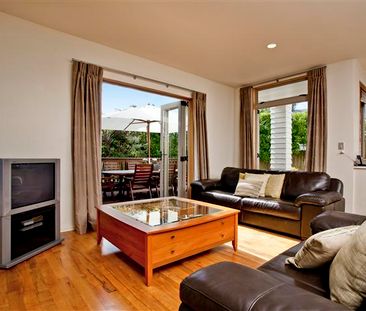 Property Management190B East Coast Road, Castor Bay - House for Rent - Photo 1