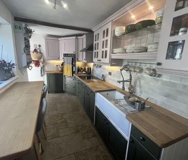 Abbey Street - Photo 2