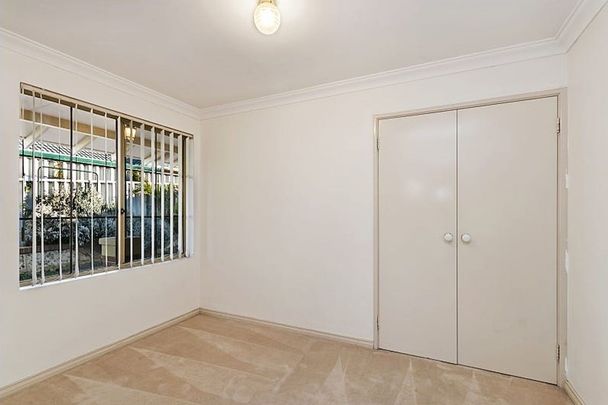 2/258 Stock Road, Willagee. - Photo 1