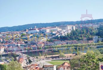 Apartamento T4+1 em Coimbra