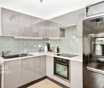 2 bedroom apartment to rent - Photo 3