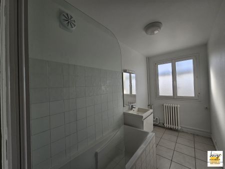 Location Appartement 5 pièces 92m² LE HAVRE 76600 - Photo 3