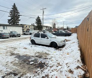 7 - 4524 75 Street Northwest, Calgary - Photo 3