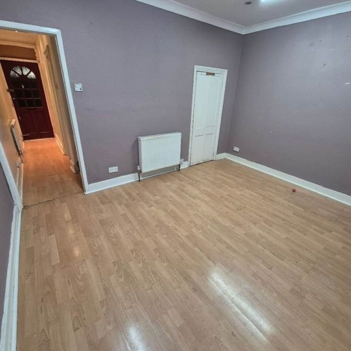 2 Bed Detached House, Willett Road, CR7 - Photo 1