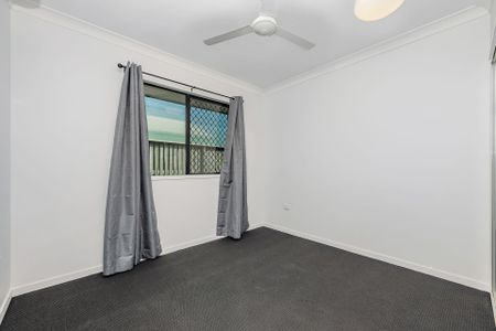 8 Pincer Court, Bushland Beach. - Photo 3