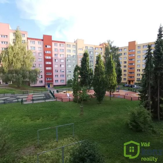 Moderní byt 2+1 s parkovacím stáním – Ostrava-Zábřeh, ul. Lumírova - Photo 1